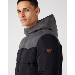 Pánská bunda Wrangler 112341040 puffer jacket black